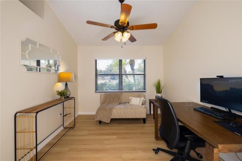 House in Windermere, Florida 3 bedrooms, 168.99 sq.m. № 1902365 - photo 8