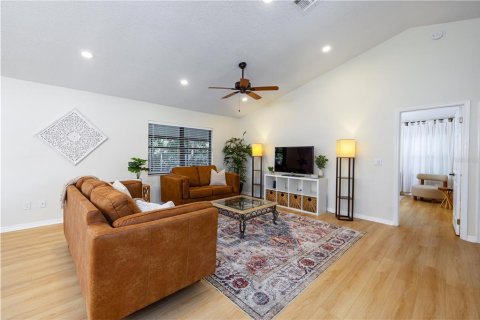 House in Windermere, Florida 3 bedrooms, 168.99 sq.m. № 1902365 - photo 6