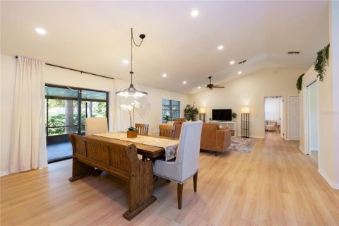 House in Windermere, Florida 3 bedrooms, 168.99 sq.m. № 1902365 - photo 9