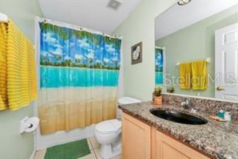 Снять в аренду виллу или дом в Дэвенпорт, Флорида 11 комнат, 225.38м2, № 1916440 - фото 4