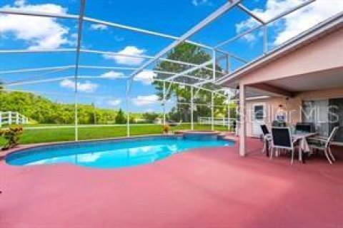 Снять в аренду виллу или дом в Дэвенпорт, Флорида 11 комнат, 225.38м2, № 1916440 - фото 6