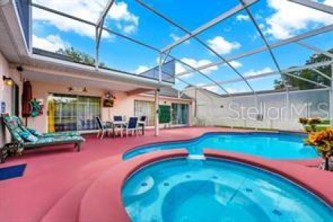 Снять в аренду виллу или дом в Дэвенпорт, Флорида 11 комнат, 225.38м2, № 1916440 - фото 7
