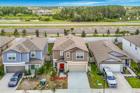 Villa ou maison à vendre à Zephyrhills, Floride: 6 chambres, 239.69 m2 № 2149353 - photo 2