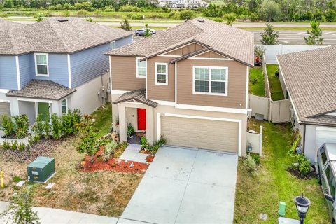 Villa ou maison à vendre à Zephyrhills, Floride: 6 chambres, 239.69 m2 № 2149353 - photo 4