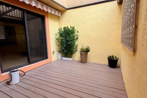 Townhouse in Pompano Beach, Florida 2 bedrooms, 123.37 sq.m. № 2083107 - photo 7