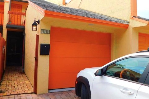 Townhouse in Pompano Beach, Florida 2 bedrooms, 123.37 sq.m. № 2083107 - photo 4
