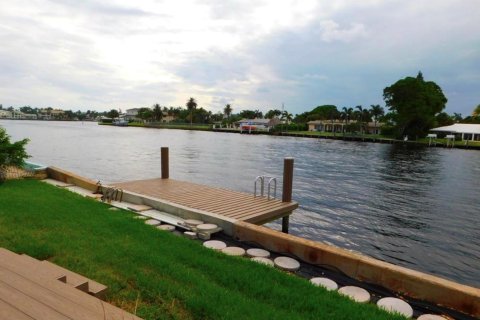 Townhouse in Pompano Beach, Florida 2 bedrooms, 123.37 sq.m. № 2083107 - photo 20