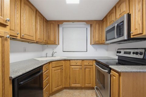 Copropriété à vendre à Daytona Beach Shores, Floride: 2 chambres, 95.32 m2 № 2166992 - photo 5