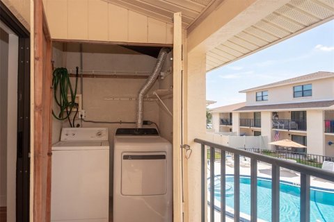 Copropriété à vendre à Daytona Beach Shores, Floride: 2 chambres, 95.32 m2 № 2166992 - photo 29