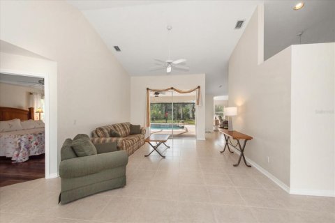 Купить виллу или дом в Норт-Порт, Флорида 6 комнат, 192.77м2, № 2404834 - фото 5