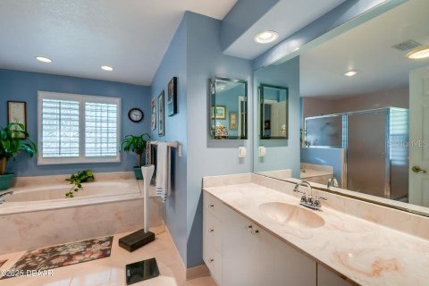 Casa en venta en Ormond Beach, Florida, 4 dormitorios, 288.37 m2 № 1853046 - foto 18