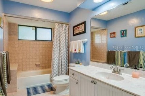 Villa ou maison à vendre à Ormond Beach, Floride: 4 chambres, 288.37 m2 № 1853046 - photo 23