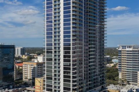 Condo in Saint Petersburg, Florida, 2 bedrooms  № 2222343