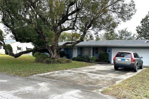 Villa ou maison à vendre à DeBary, Floride: 3 chambres, 131.36 m2 № 1913532 - photo 2