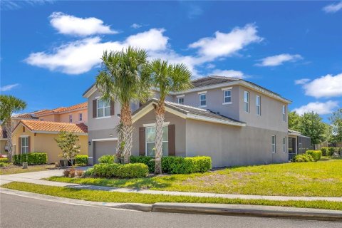 Casa en venta en Davenport, Florida, 7 dormitorios, 337.42 m2 № 2205300 - foto 5