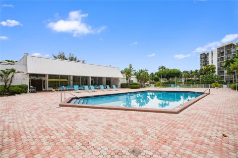 Condo in Aventura, Florida, 1 bedroom  № 1926308 - photo 21