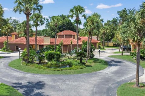 Condo in Orlando, Florida, 2 bedrooms  № 1828014 - photo 24