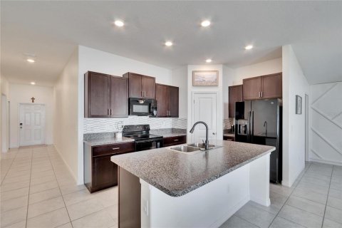 House in Wimauma, Florida 3 bedrooms, 143.07 sq.m. № 1567460 - photo 11