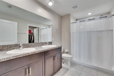 House in Wimauma, Florida 3 bedrooms, 143.07 sq.m. № 1567460 - photo 18