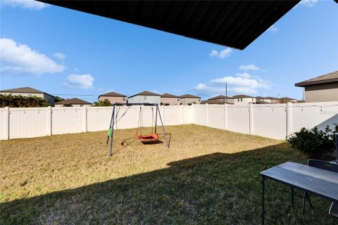 House in Wimauma, Florida 3 bedrooms, 143.07 sq.m. № 1567460 - photo 25