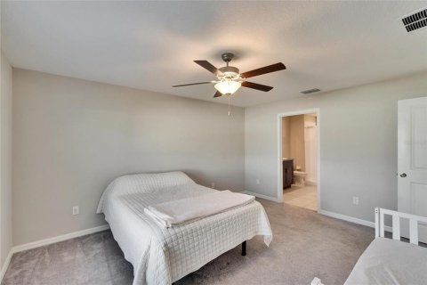House in Wimauma, Florida 3 bedrooms, 143.07 sq.m. № 1567460 - photo 15