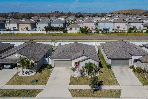 House in Wimauma, Florida 3 bedrooms, 143.07 sq.m. № 1567460 - photo 22