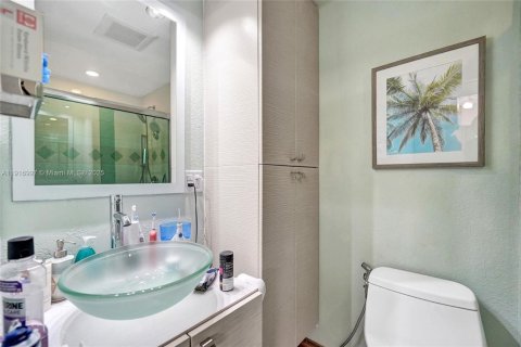 Condominio en venta en Hollywood, Florida, 1 dormitorio, 50.17 m2 № 1973819 - foto 9