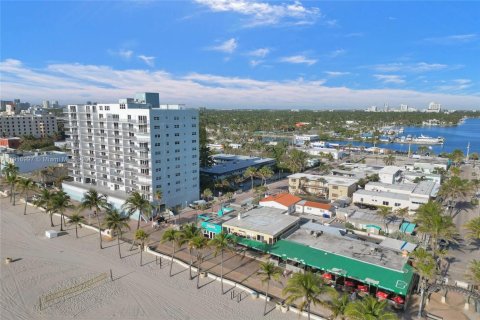 Condominio en venta en Hollywood, Florida, 1 dormitorio, 50.17 m2 № 1973819 - foto 16