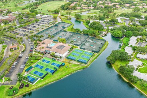 Townhouse in Palm Beach Gardens, Florida 3 bedrooms, 138.24 sq.m. № 1159712 - photo 1