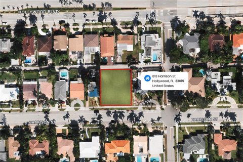Land in Hollywood, Florida № 1979282 - photo 2