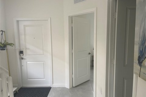Touwnhouse à vendre à Homestead, Floride: 3 chambres, 123.37 m2 № 1839150 - photo 3