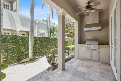 Townhouse in Winter Park, Florida 3 bedrooms, 226.12 sq.m. № 2220426 - photo 30