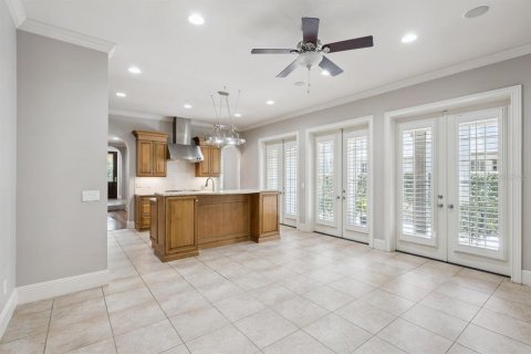 Townhouse in Winter Park, Florida 3 bedrooms, 226.12 sq.m. № 2220426 - photo 13