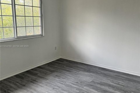 Condominio en alquiler en Fort Lauderdale, Florida, 2 dormitorios, 97.92 m2 № 1992942 - foto 15