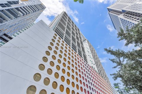 Condo in Miami, Florida, 2 bedrooms  № 2370015