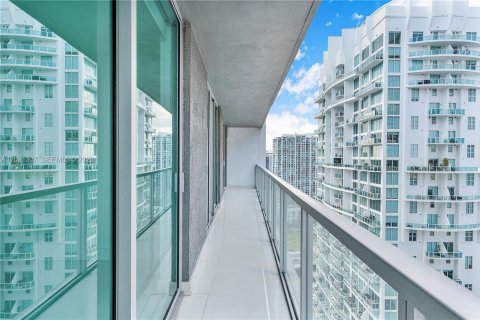 Condo in Miami, Florida, 2 bedrooms  № 2370015 - photo 21