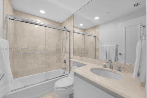 Copropriété à louer à Miami Beach, Floride: 3 chambres, 209.03 m2 № 2255237 - photo 19