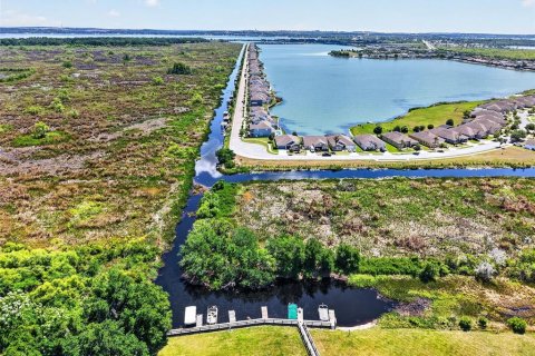 Villa ou maison à vendre à Groveland, Floride: 3 chambres, 122.63 m2 № 2126985 - photo 2