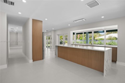 Villa ou maison à vendre à Palmetto Bay, Floride: 4 chambres, 261.24 m2 № 2044380 - photo 8