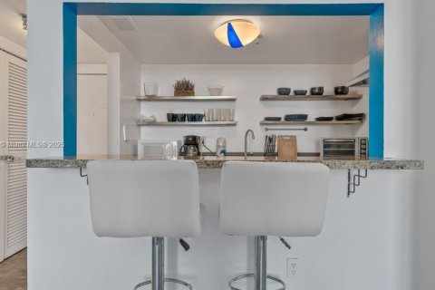 Condominio en venta en Miami Beach, Florida, 1 dormitorio, 47.38 m2 № 1891613 - foto 12