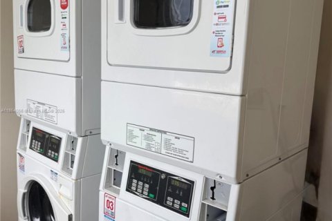 Купить кондоминиум в Майами-Бич, Флорида 1 спальня, 47.38м2, № 1891613 - фото 18