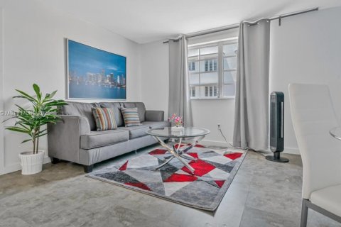 Condominio en venta en Miami Beach, Florida, 1 dormitorio, 47.38 m2 № 1891613 - foto 10