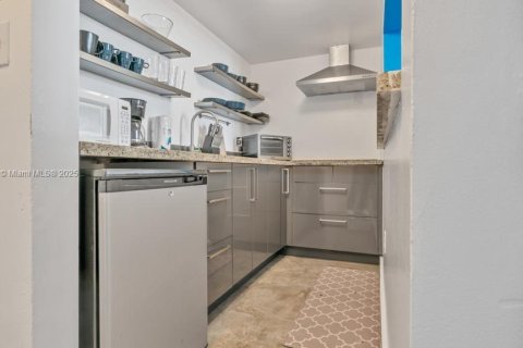 Condominio en venta en Miami Beach, Florida, 1 dormitorio, 47.38 m2 № 1891613 - foto 3
