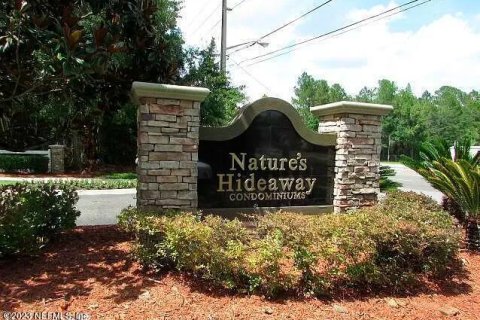 Condo in Jacksonville, Florida, 3 bedrooms  № 818118 - photo 1