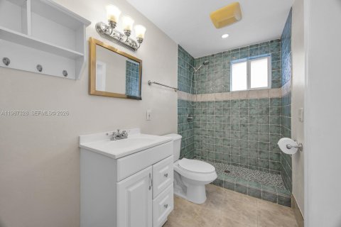 Casa en venta en Miami, Florida, 3 dormitorios, 208.94 m2 № 2065010 - foto 23