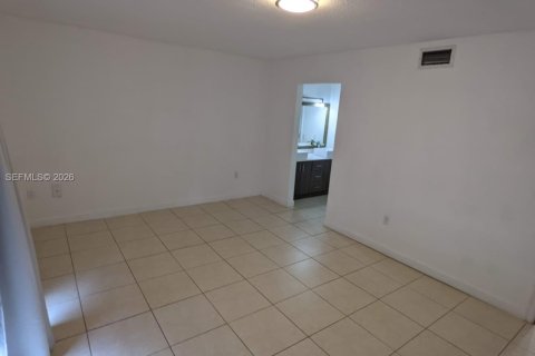 Copropriété à vendre à Doral, Floride: 2 chambres, 129.32 m2 № 2084824 - photo 19