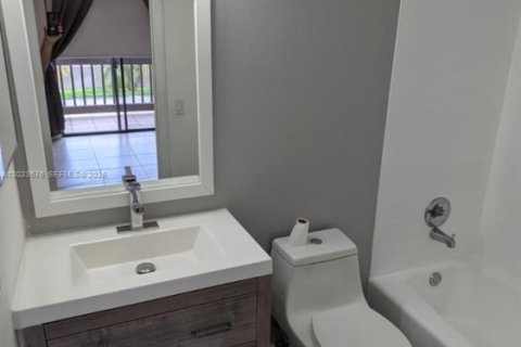 Copropriété à vendre à Doral, Floride: 2 chambres, 129.32 m2 № 2084824 - photo 26
