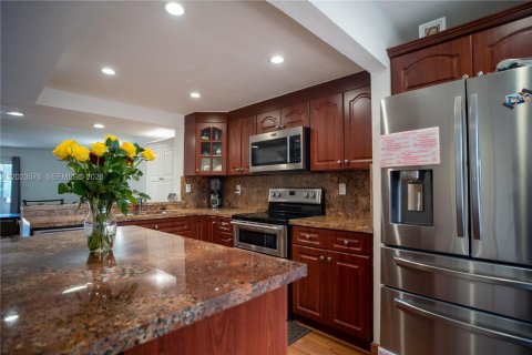 Copropriété à vendre à Doral, Floride: 2 chambres, 129.32 m2 № 2084824 - photo 5