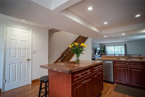 Copropriété à vendre à Doral, Floride: 2 chambres, 129.32 m2 № 2084824 - photo 6