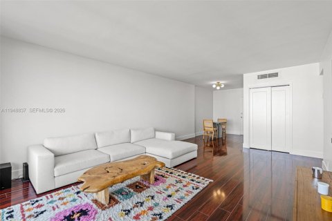 Copropriété à vendre à Miami Beach, Floride: 1 chambre, 79.15 m2 № 2153000 - photo 7